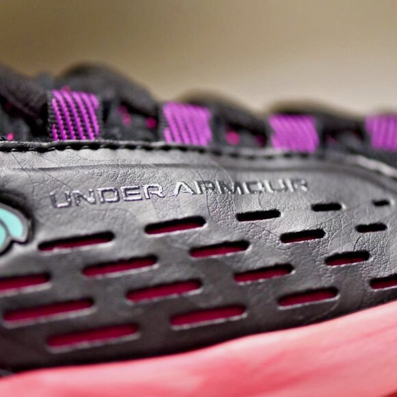 New! Size: 7 Women | Under Armour Flow Breakthru 5 | Black Andromeda Purple - Picture 2 of 16